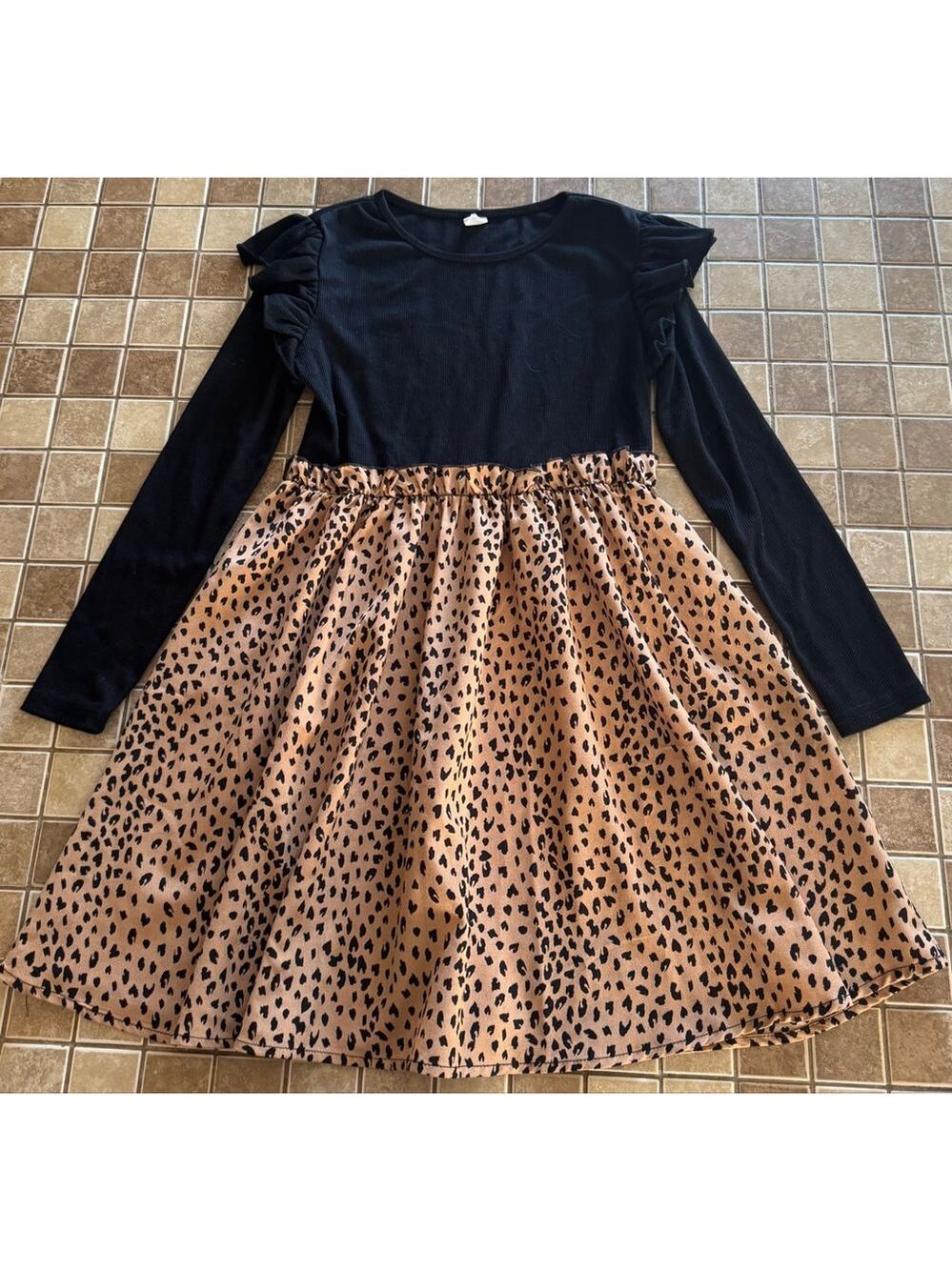 Girls Unbranded Casual Dress Size 10 Black Tan Leopard Print